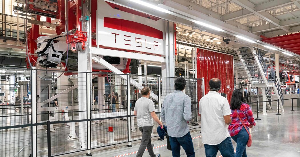 Tesla Will Cover Travel Costs for Employees Seeking Abortions  – The New York Times