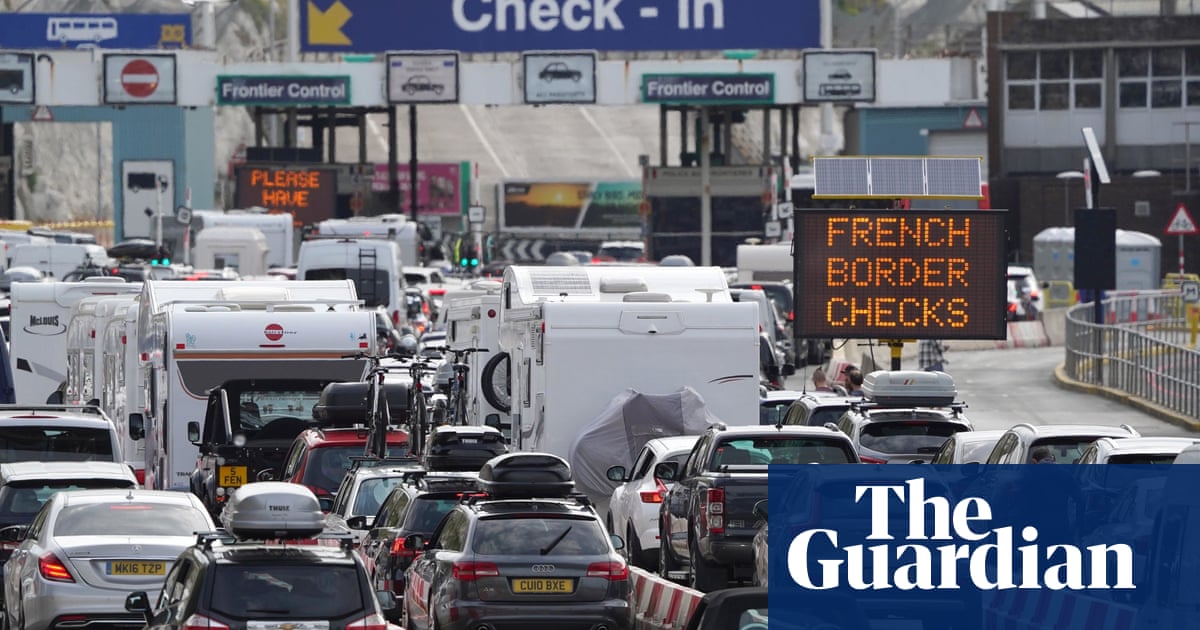 Dover port declares ‘critical incident’ as travellers face four-hour queues | Travel & leisure | The Guardian