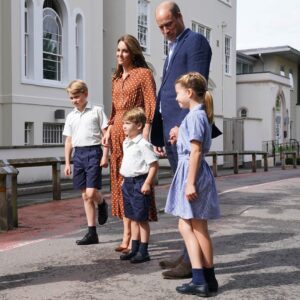 Why Kate Middleton Didn’t Travel With Prince William to Be With Queen – E! Online
