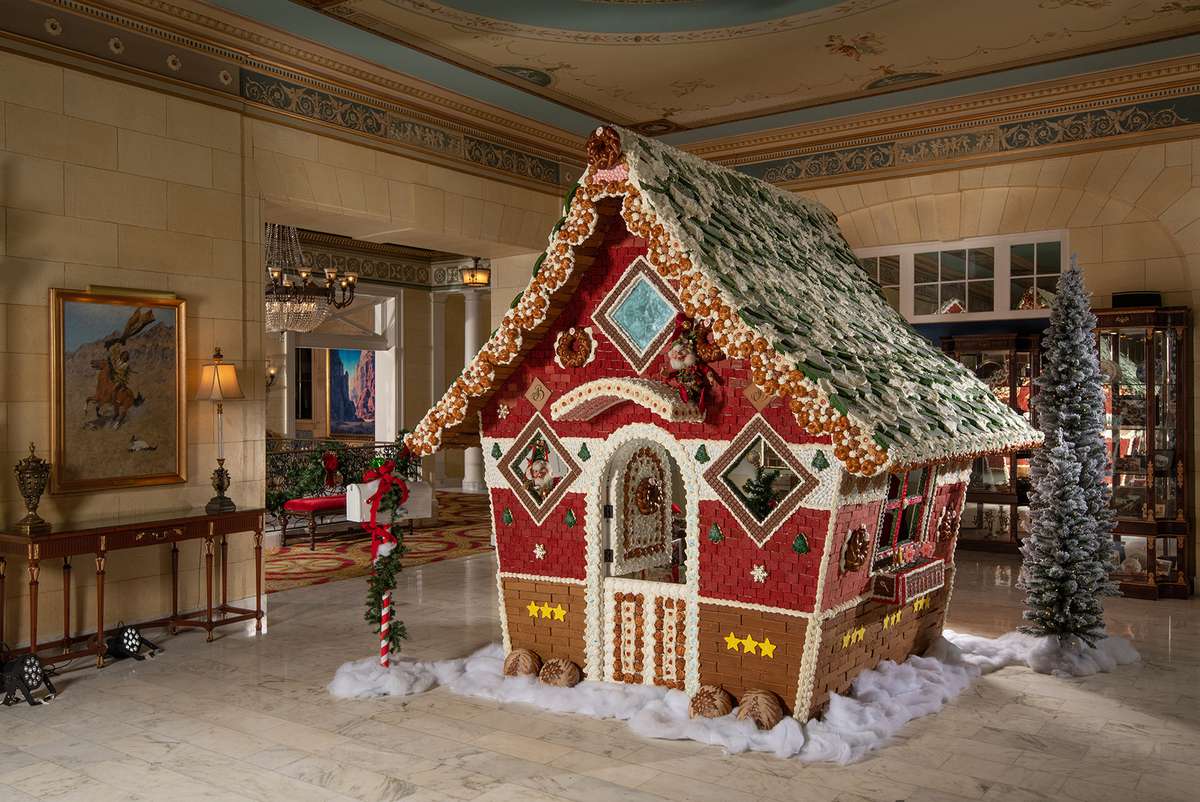 This Colorado Hotel’s 10-foot Tall Gingerbread House Was Made With 958 Pounds of Powdered Sugar | Travel + Leisure