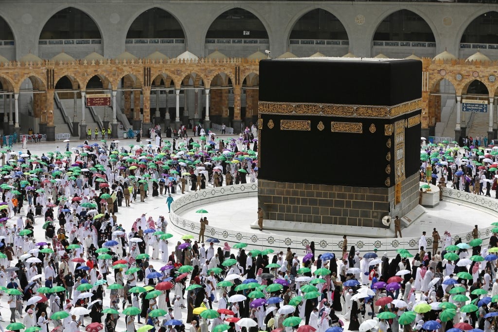 Saudi Arabia: Western pilgrims no longer able to book Hajj via travel agencies