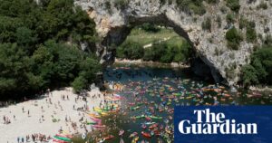 Wish you weren’t here: the photos that show an hour in the life of ‘quiet’ tourist hotspots | Travel | The Guardian