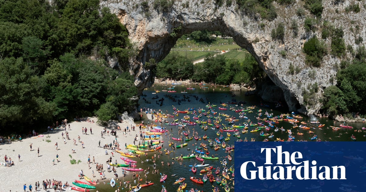 Wish you weren’t here: the photos that show an hour in the life of ‘quiet’ tourist hotspots | Travel | The Guardian