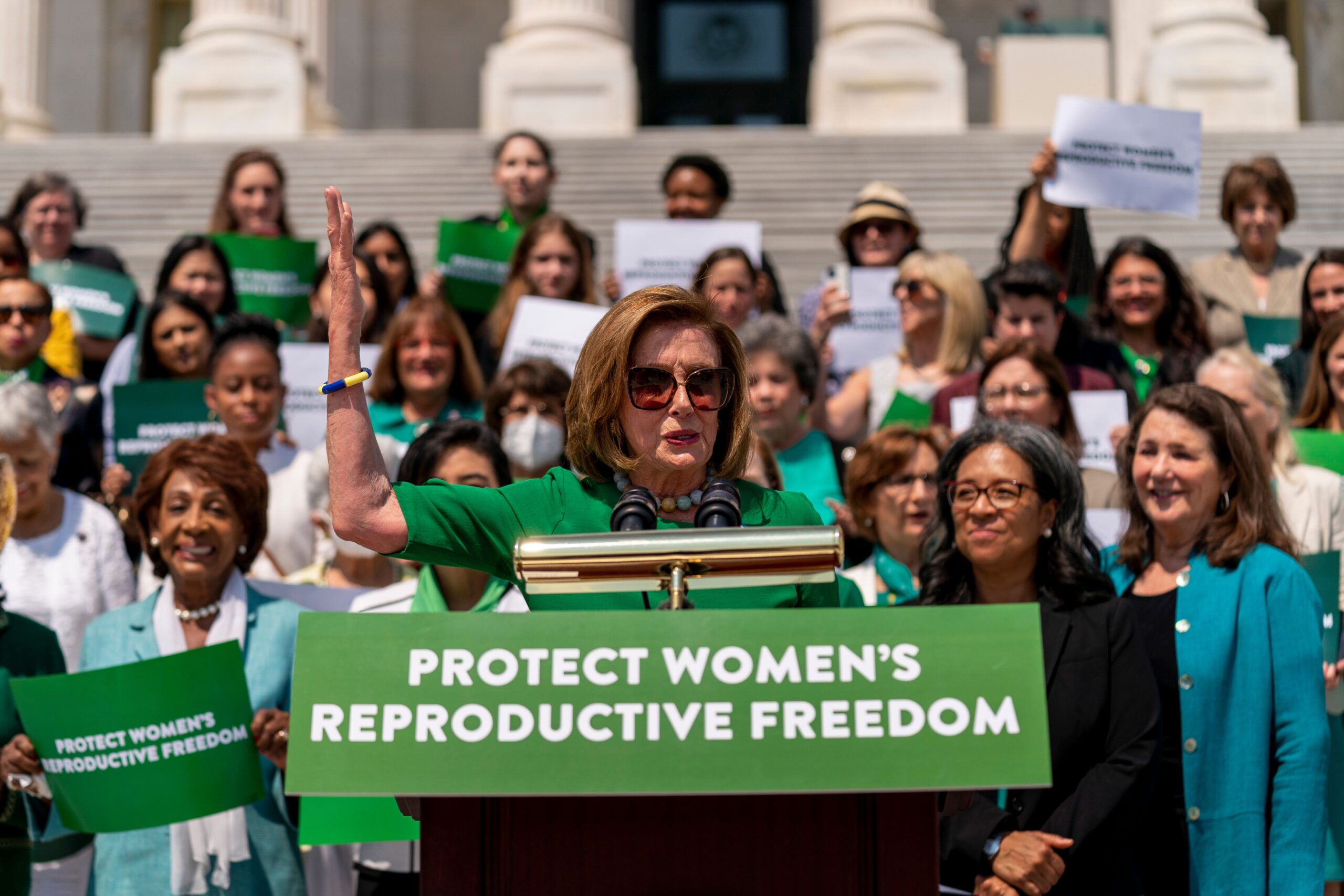House Passes Bills To Codify Roe And Protect Interstate Travel For Abortion Care | HuffPost Latest News