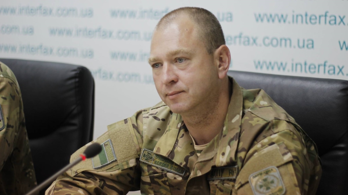 Russians Hoping To Travel To Ukraine Will Need Visa As Of July 1