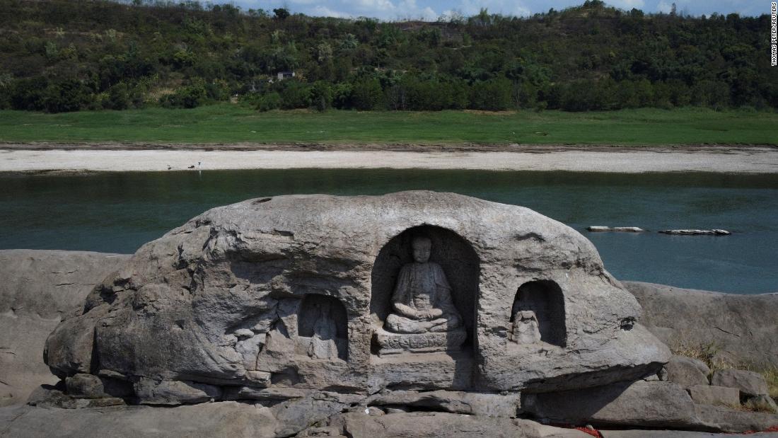 Yangtze River waters reveal Buddhist statues | CNN Travel